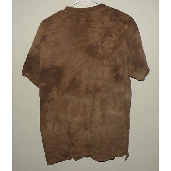 The Mountain Men’s Large SS T-Shirt Brown Tie Dye Elk Flag RMEF Made USA - Picture 3 of 3